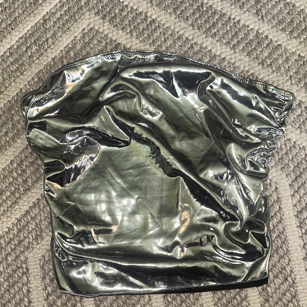 SHEIN Metallic Silver Crop Top